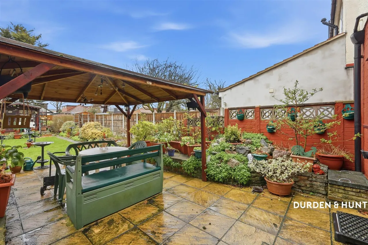 Harwood Avenue, Hornchurch, RM11, photo 16
