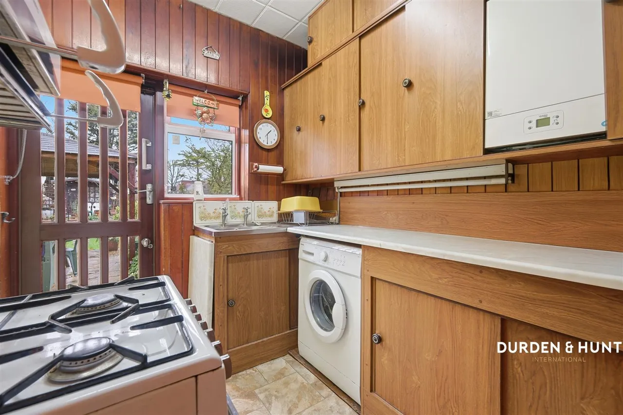 Harwood Avenue, Hornchurch, RM11, photo 6