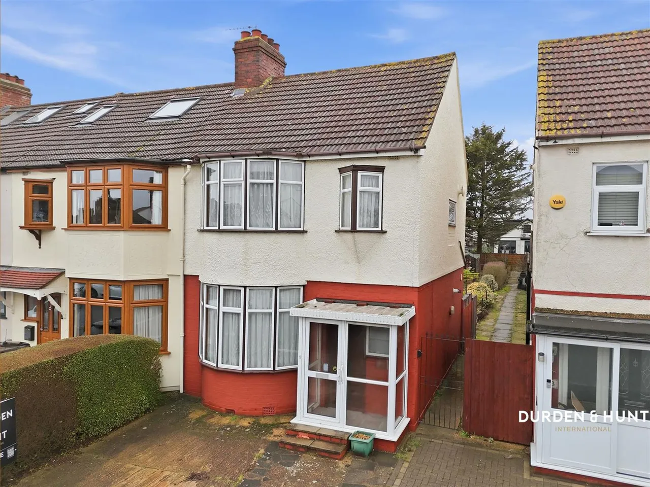 3 bed house for sale, Harwood Avenue, Hornchurch, RM11