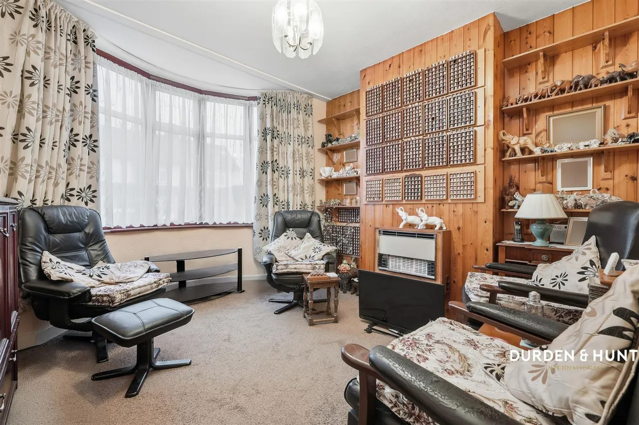 Harwood Avenue, Hornchurch, RM11, photo 2