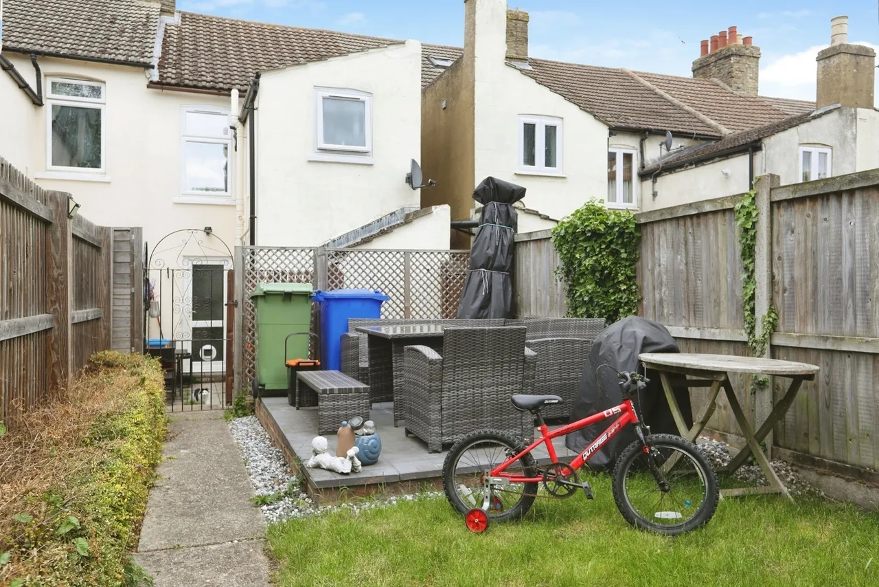 Epps Road, Sittingbourne, Kent, ME10, photo 14