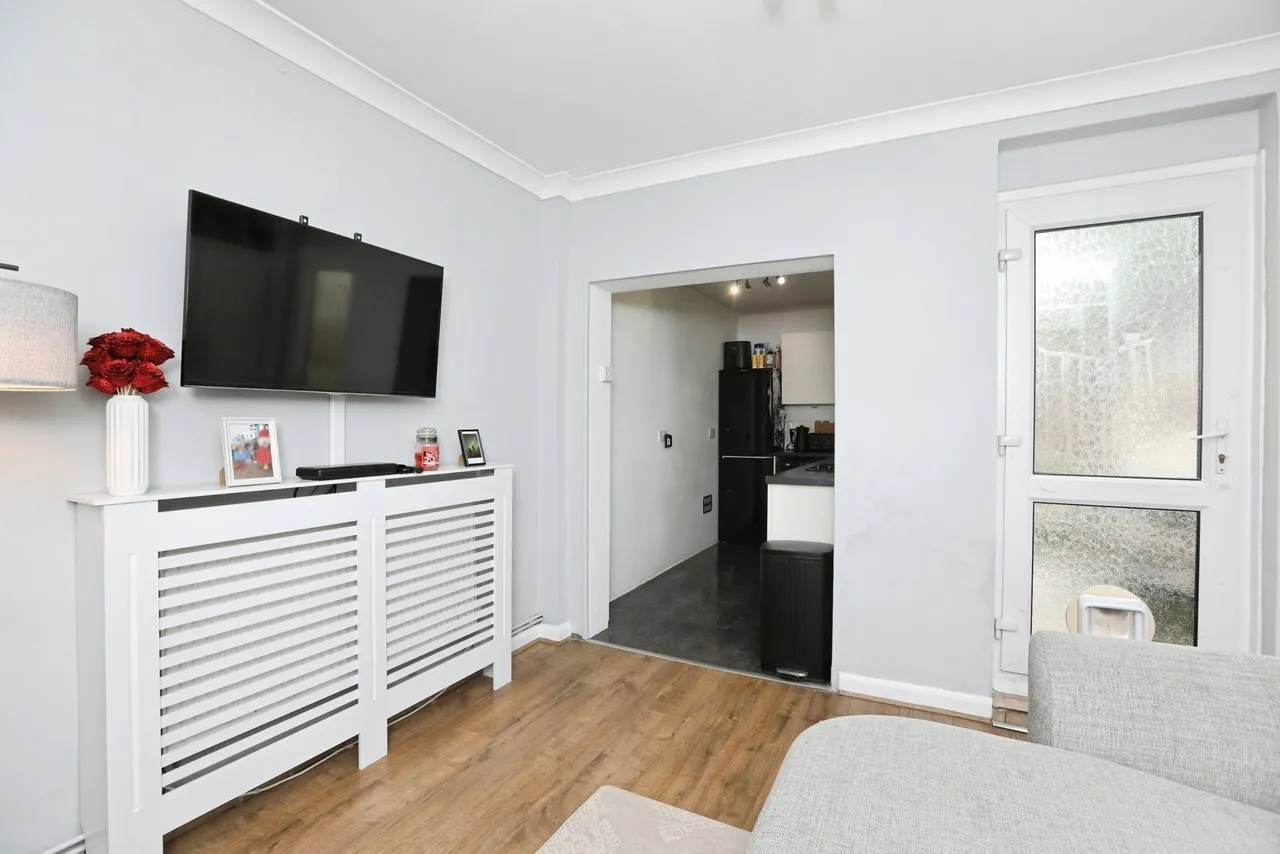 Epps Road, Sittingbourne, Kent, ME10, photo 4