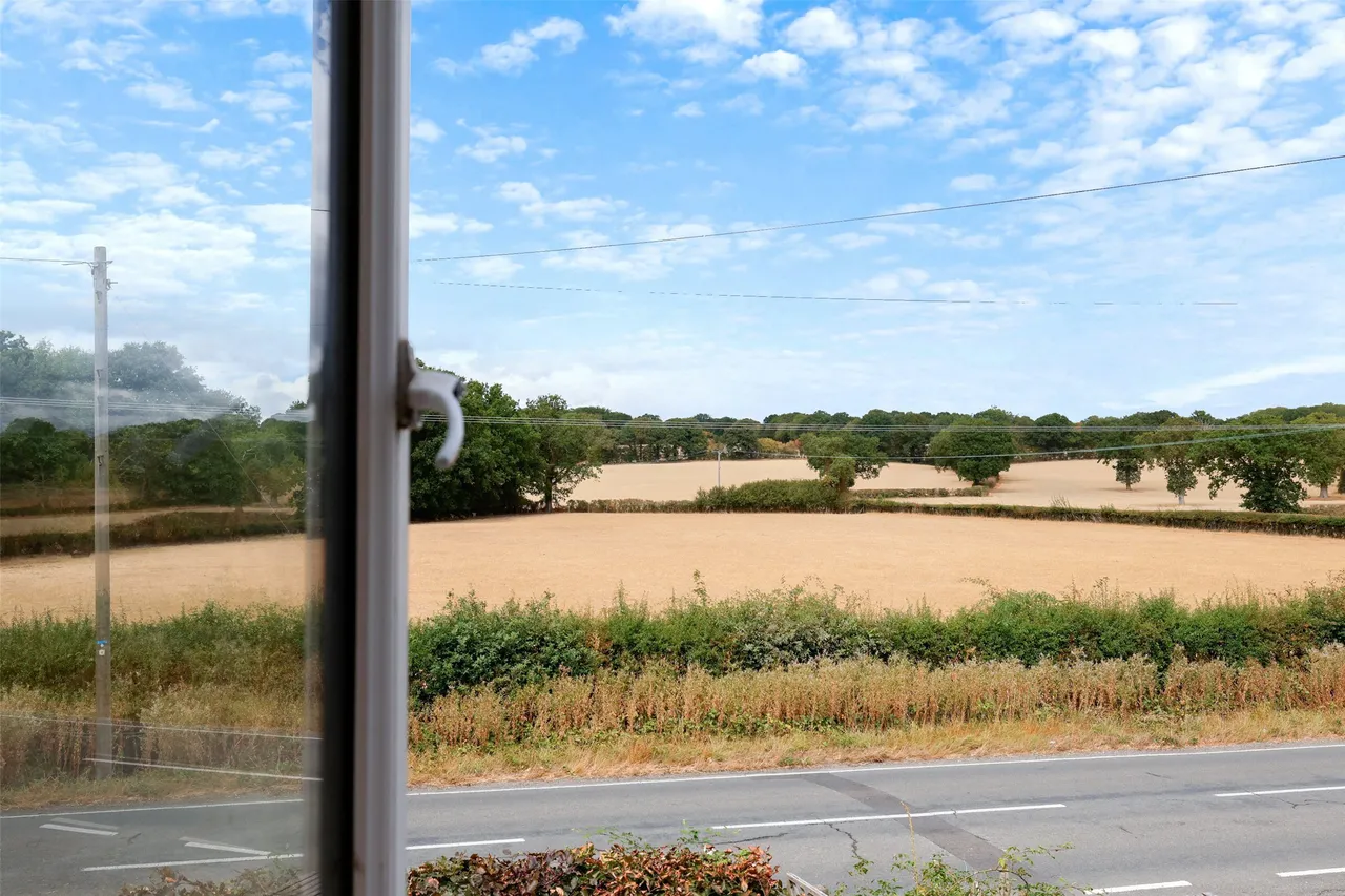 Whitewood Lane, South Godstone, RH9, photo 10