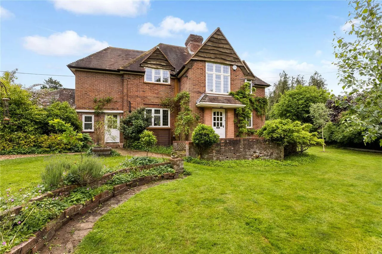 Bigfrith Lane, Cookham Dean, Maidenhead, Berkshire, SL6 9UJ, photo 12