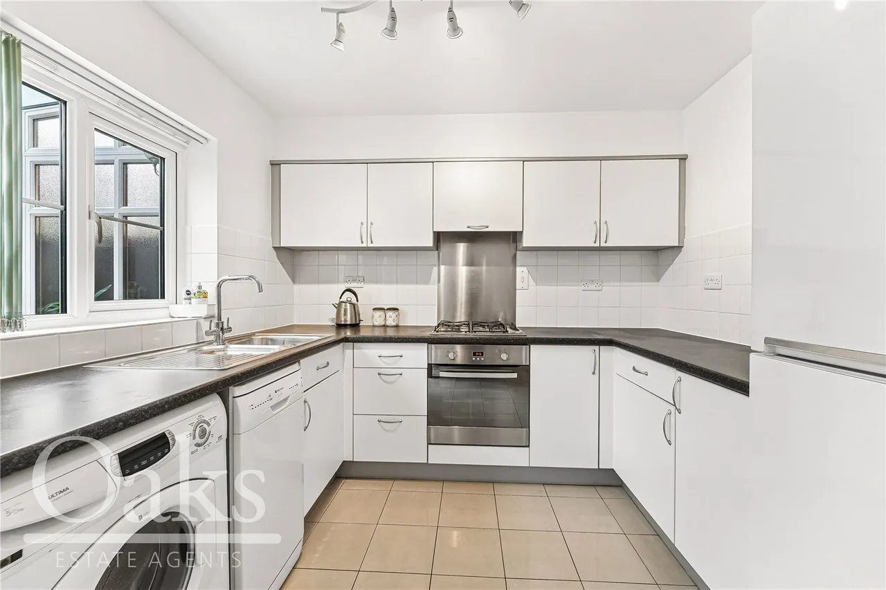 Cranesbill Close, Streatham Vale, SW16, photo 5