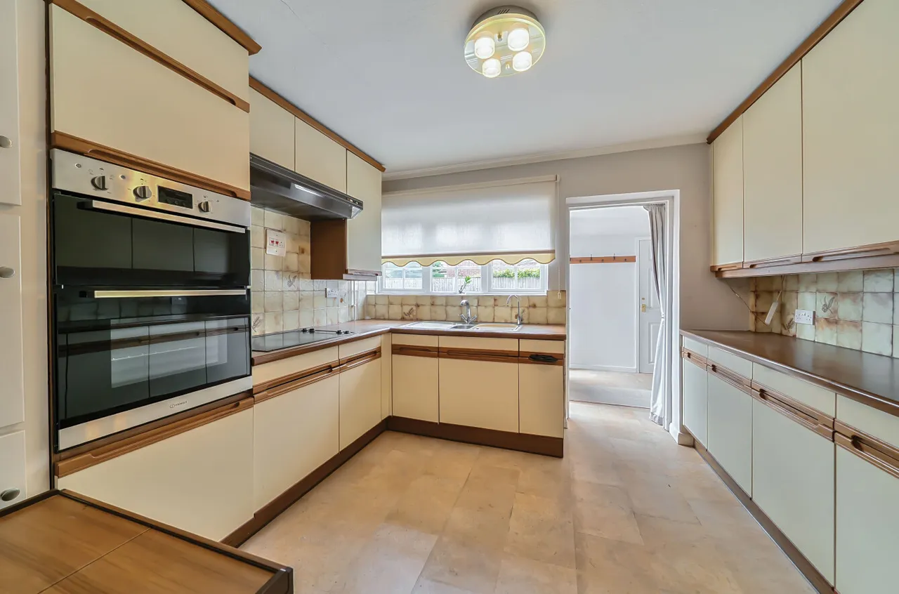 Church Lane, Bisley, Woking, Surrey, GU24 9EA, photo 7