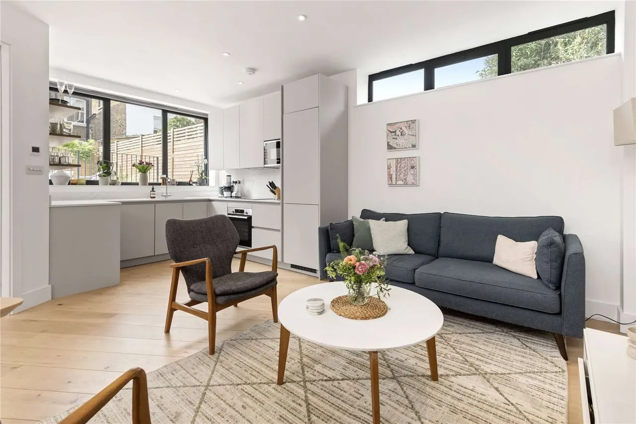 Cavendish Road, London, SW12 0PJ, photo 3