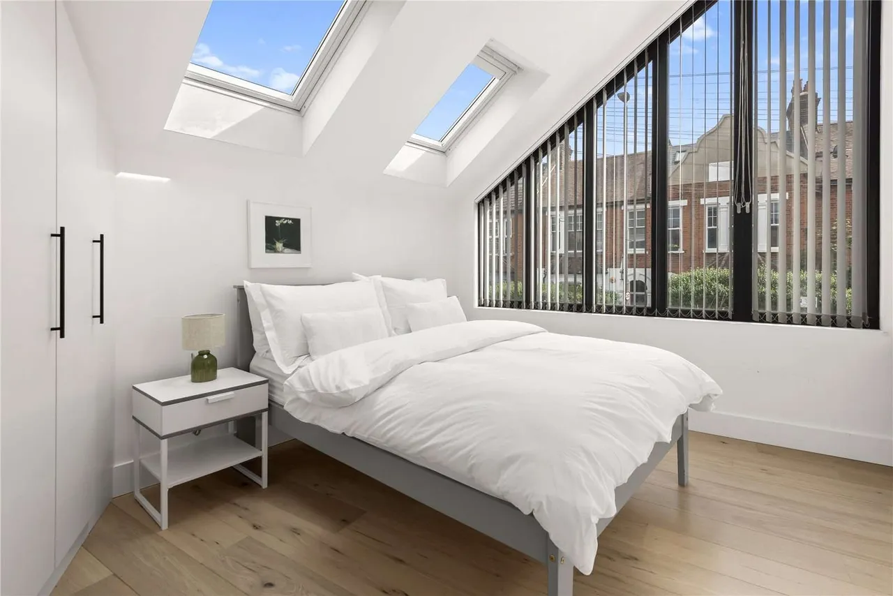 Cavendish Road, London, SW12 0PJ, photo 9