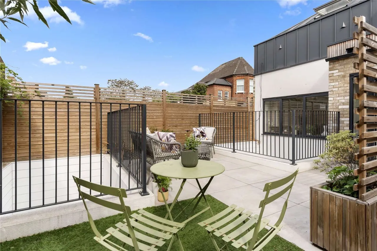 Cavendish Road, London, SW12 0PJ, photo 4