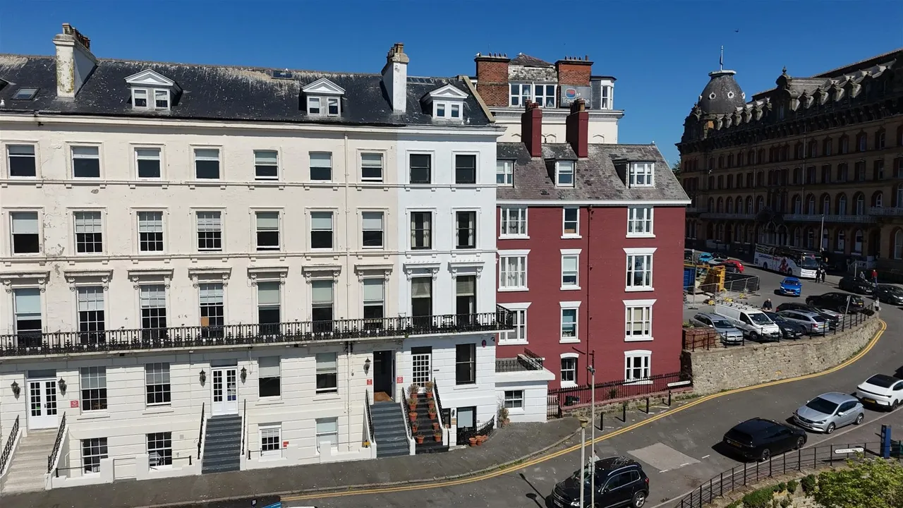 Cliff Bridge Terrace, Scarborough YO11 2HA, photo 31