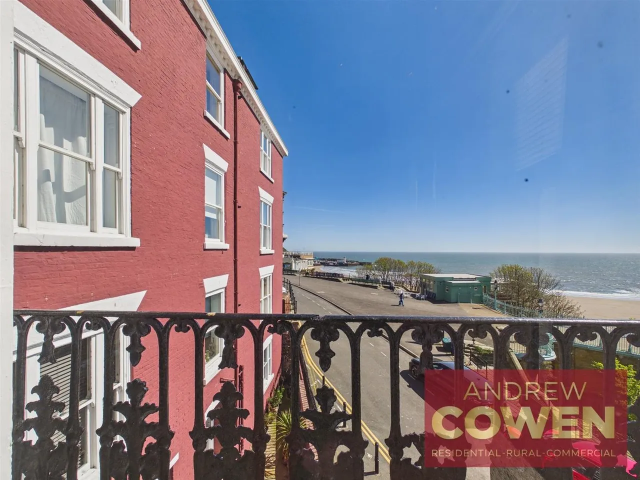 Cliff Bridge Terrace, Scarborough YO11 2HA, photo 30