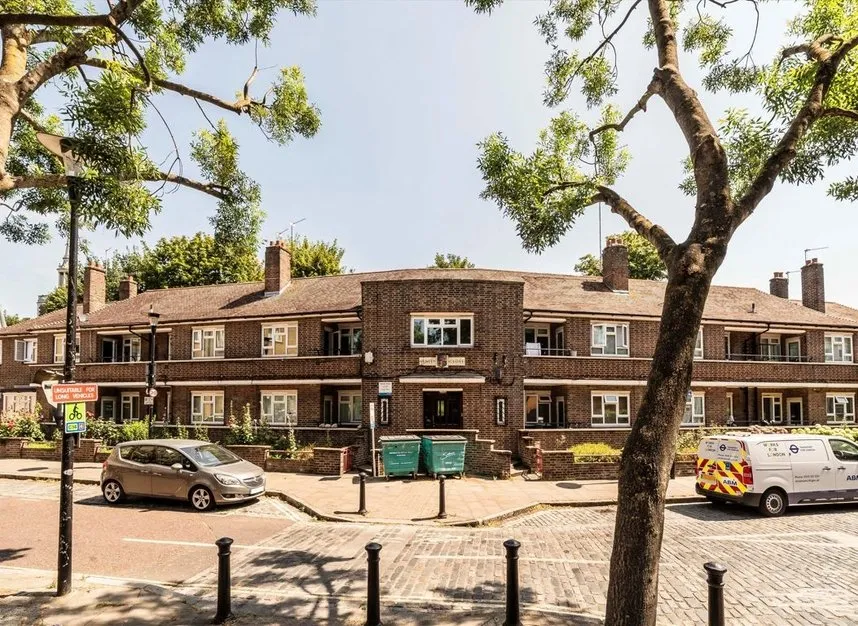 1 bed flat for sale, Henley Close, Rotherhithe, SE16