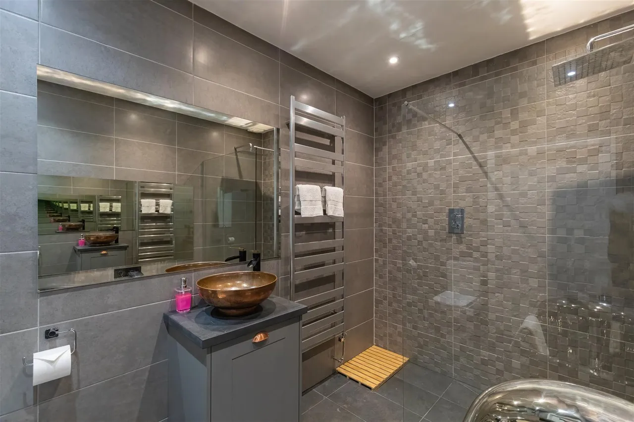 Groves House, Portland, DT5 1BD, photo 7