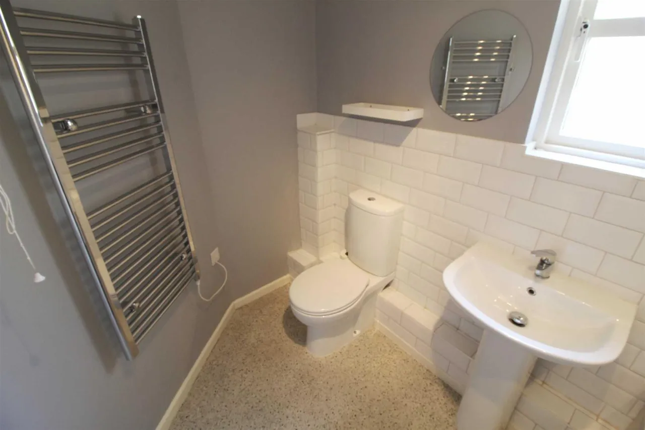 Jasmine Close, Calne, SN11, photo 6