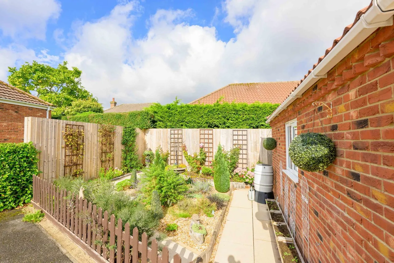 Lunn Close, Horncastle, LN9, photo 24