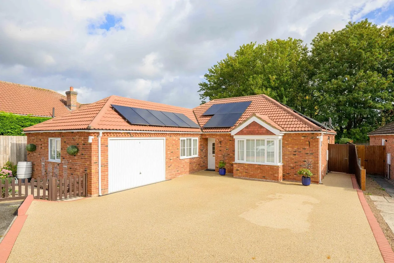 3 bed house for sale, Lunn Close, Horncastle, LN9