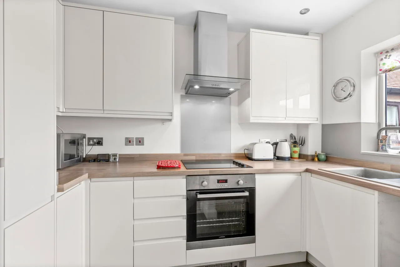 Jasmine Crescent, Princes Risborough, HP27, photo 2