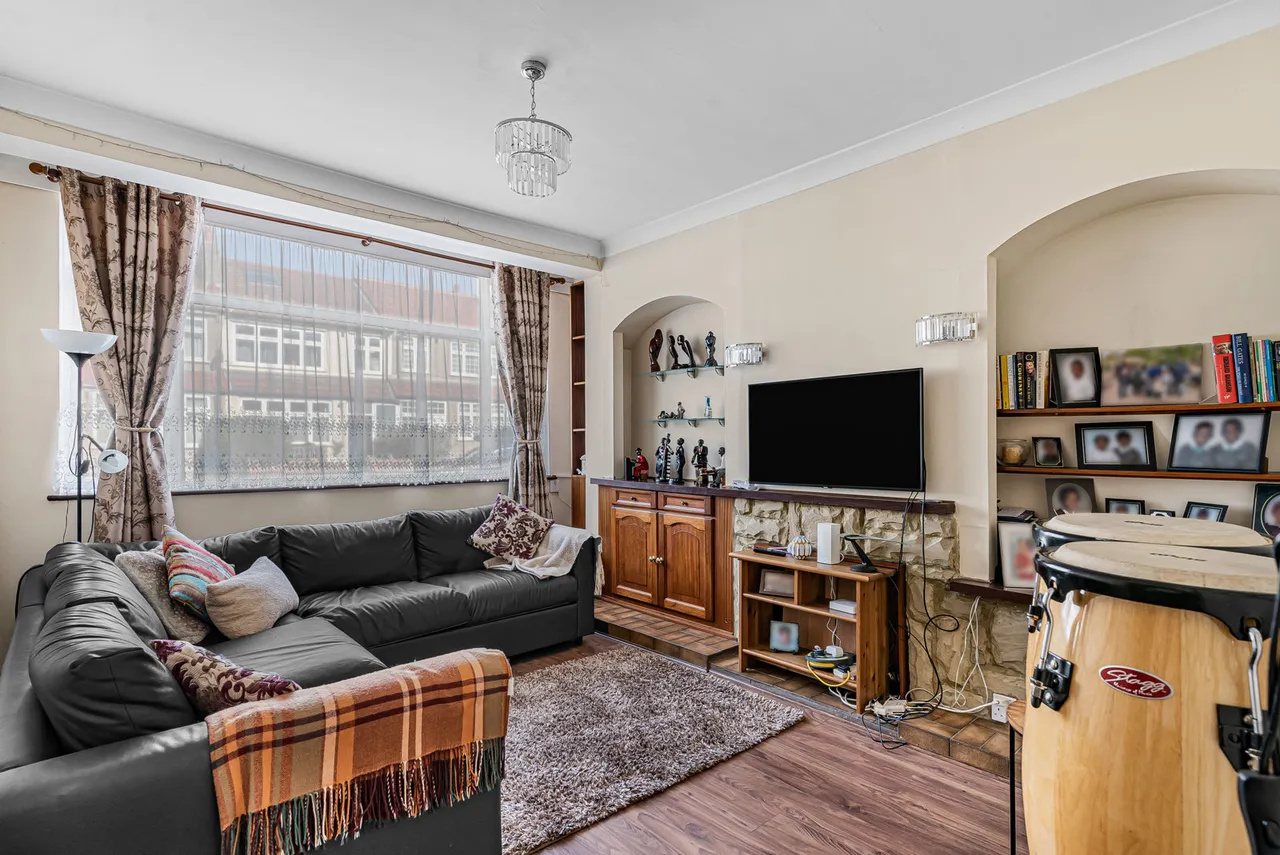 Fieldend Road, London, SW16, photo 2