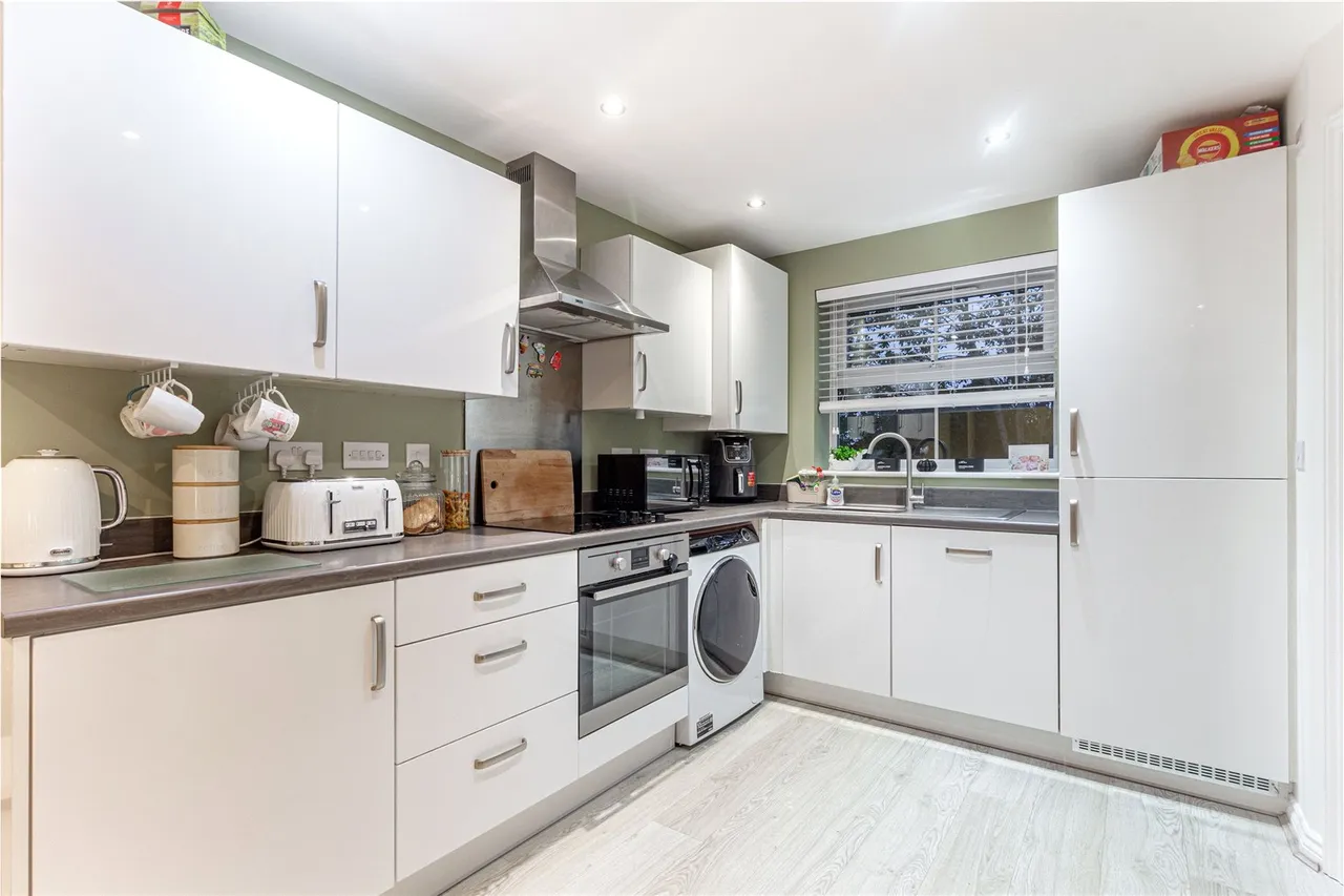 Kingstone Place, Redditch, Worcestershire, B98 7GG, photo 2