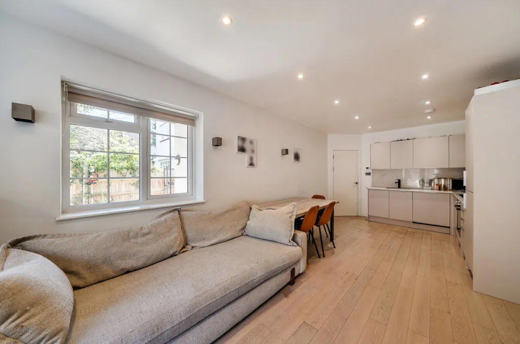 Old Lodge Lane, Purley CR8 4DL, photo 9