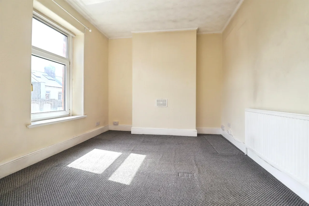 St. Fagans Street, Cardiff, photo 10