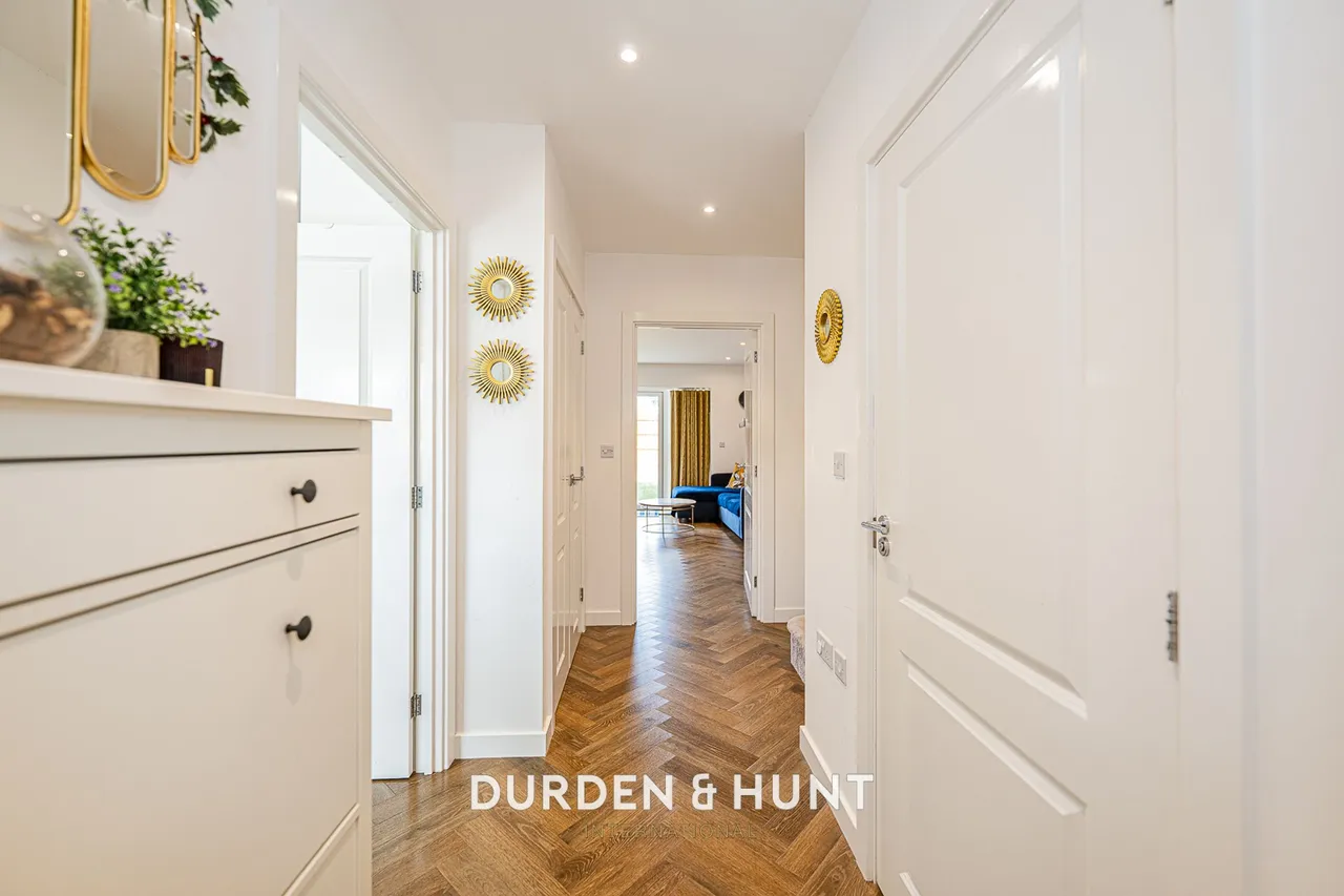 Finlay Gardens, Hornchurch, RM12, photo 7