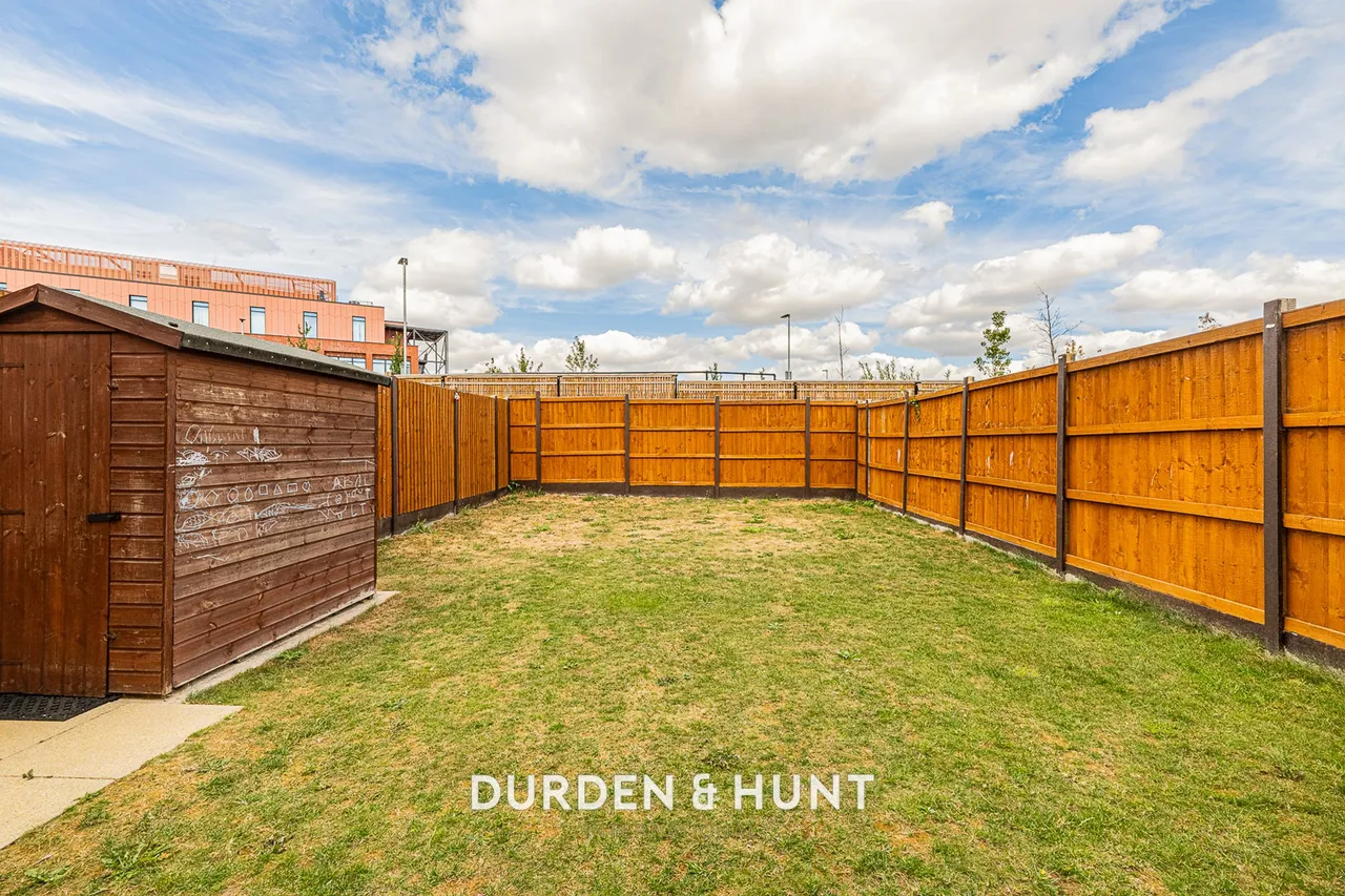Finlay Gardens, Hornchurch, RM12, photo 21