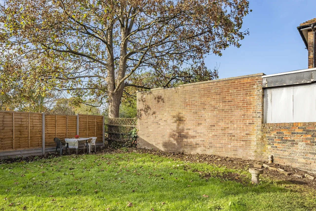 London Road, Enfield, EN2, photo 9