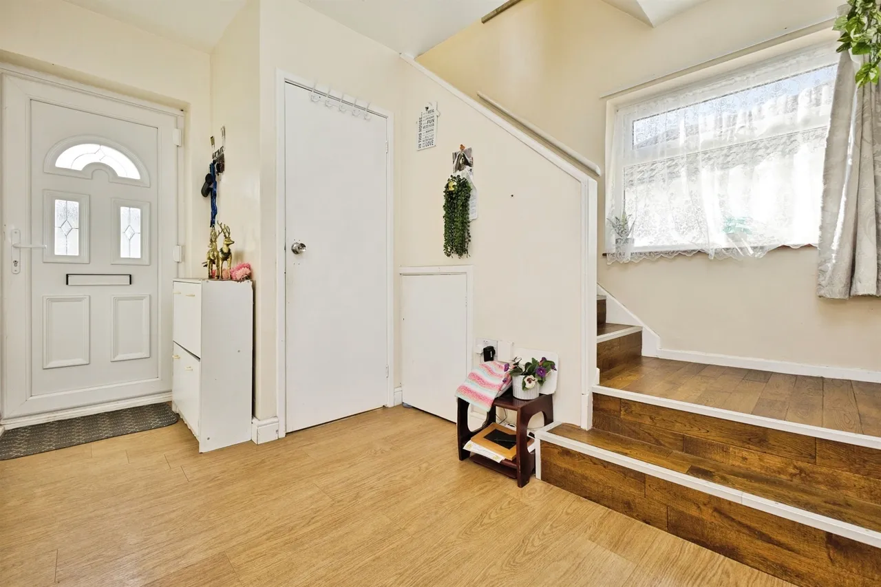 Kenmore Drive, Yeovil, BA21, photo 8