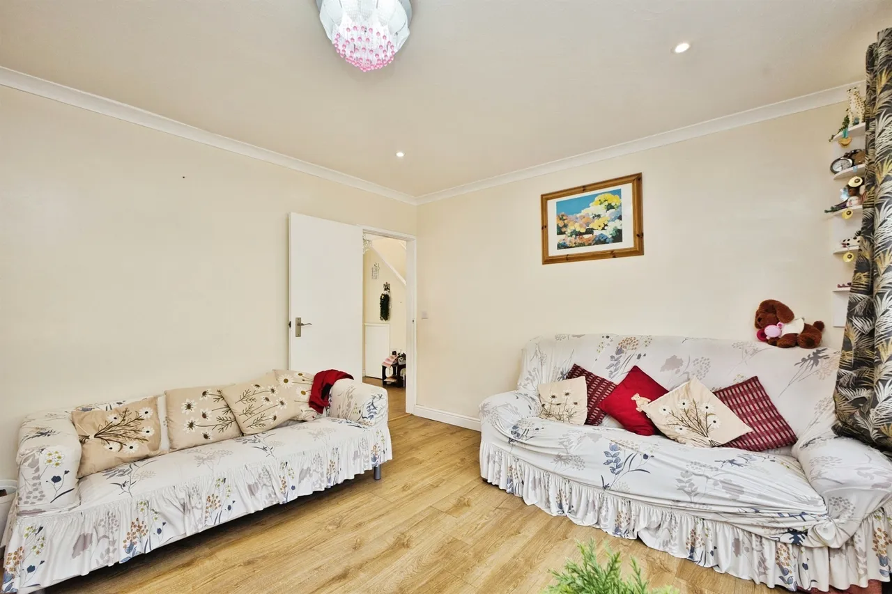 Kenmore Drive, Yeovil, BA21, photo 6