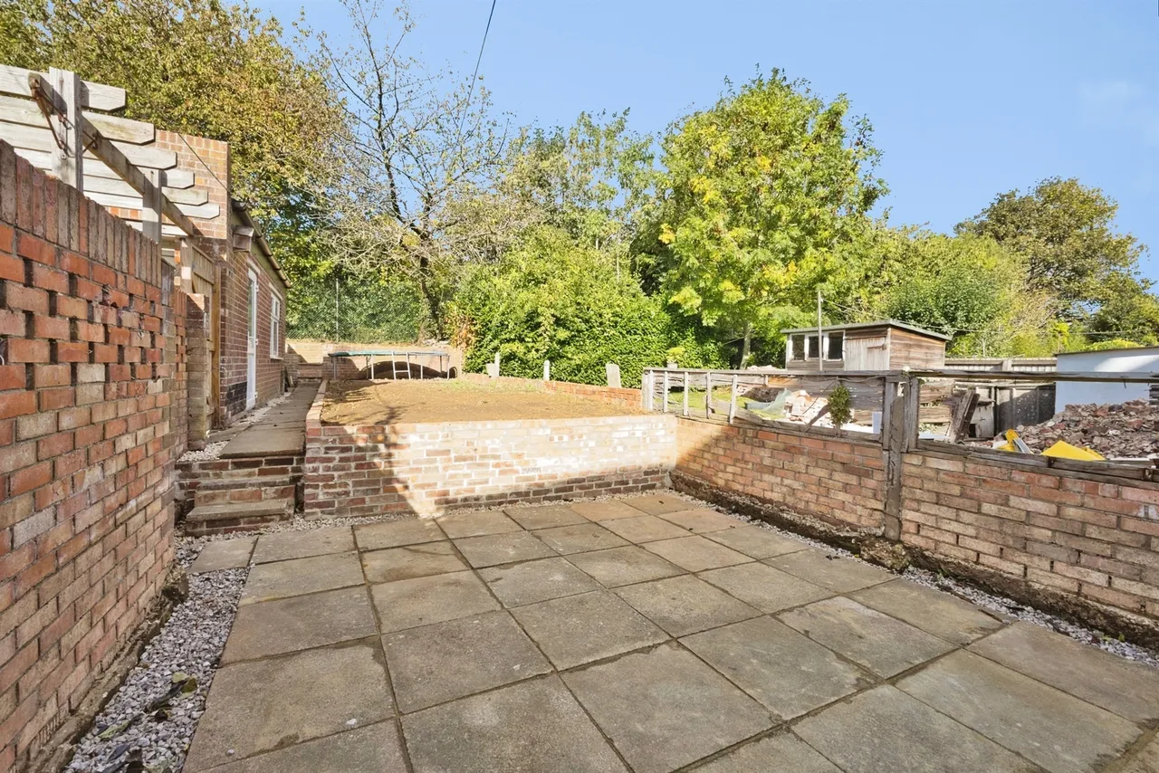 Kenmore Drive, Yeovil, BA21, photo 15