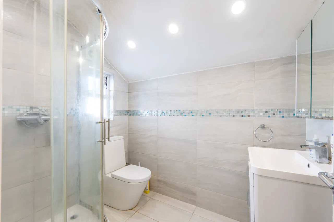 32 Cromwell Road, Wembley, photo 7