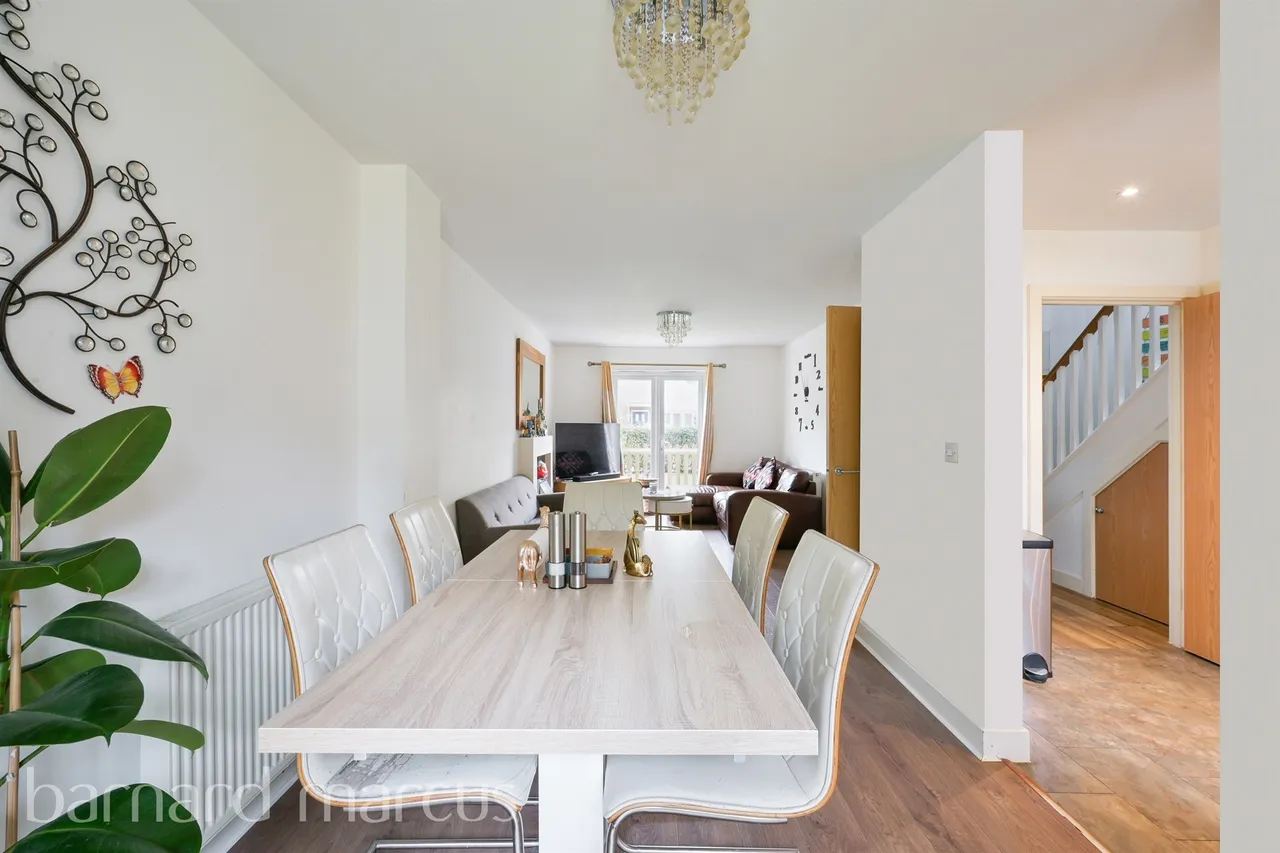 Jeremiah Court, Redhill, photo 6