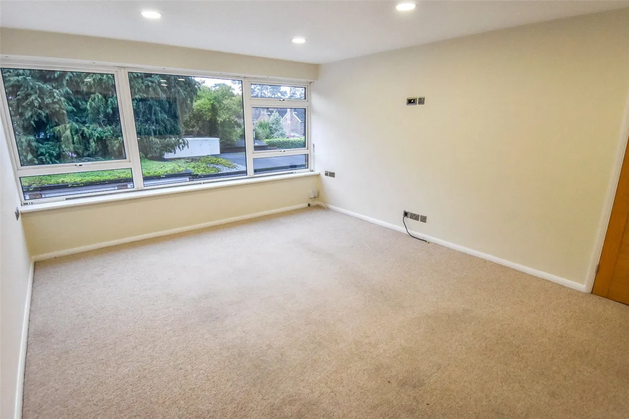 Willow Court Station Approach, Ash Vale, Guildford, Surrey, GU12 5LR, photo 18