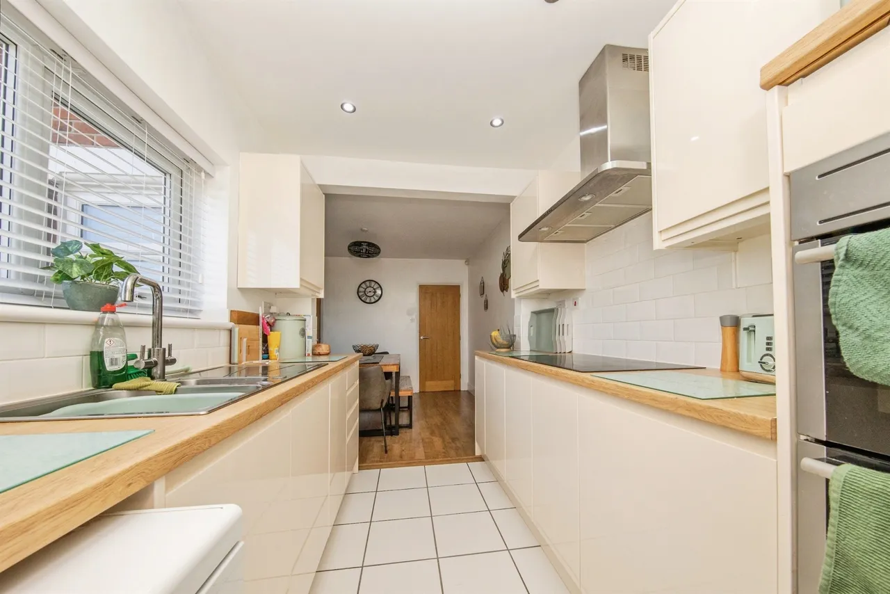 St. Johns Road, Colchester, photo 9