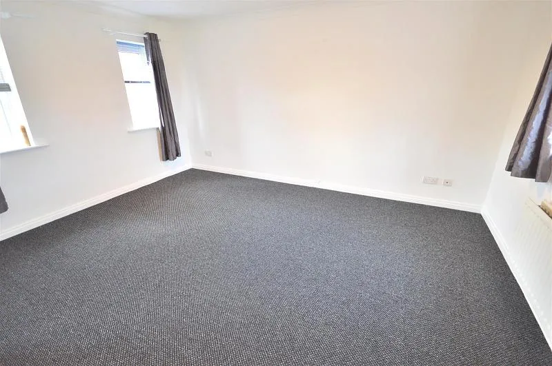 Dowland Close, Manchester, photo 3