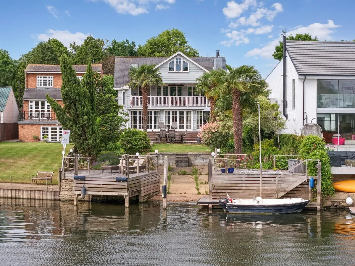 River Bank, Thames Ditton, KT7, photo 25