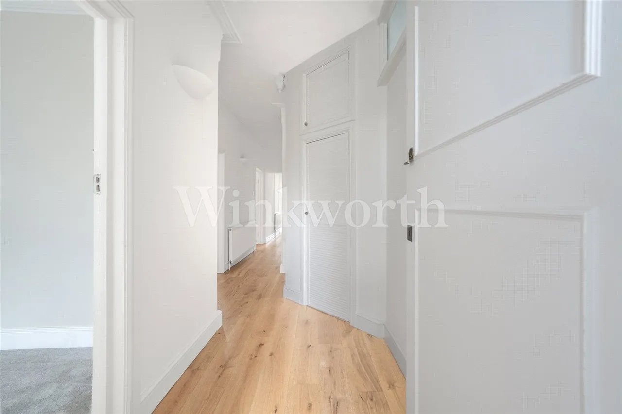 Templars Avenue, London, NW11, photo 6