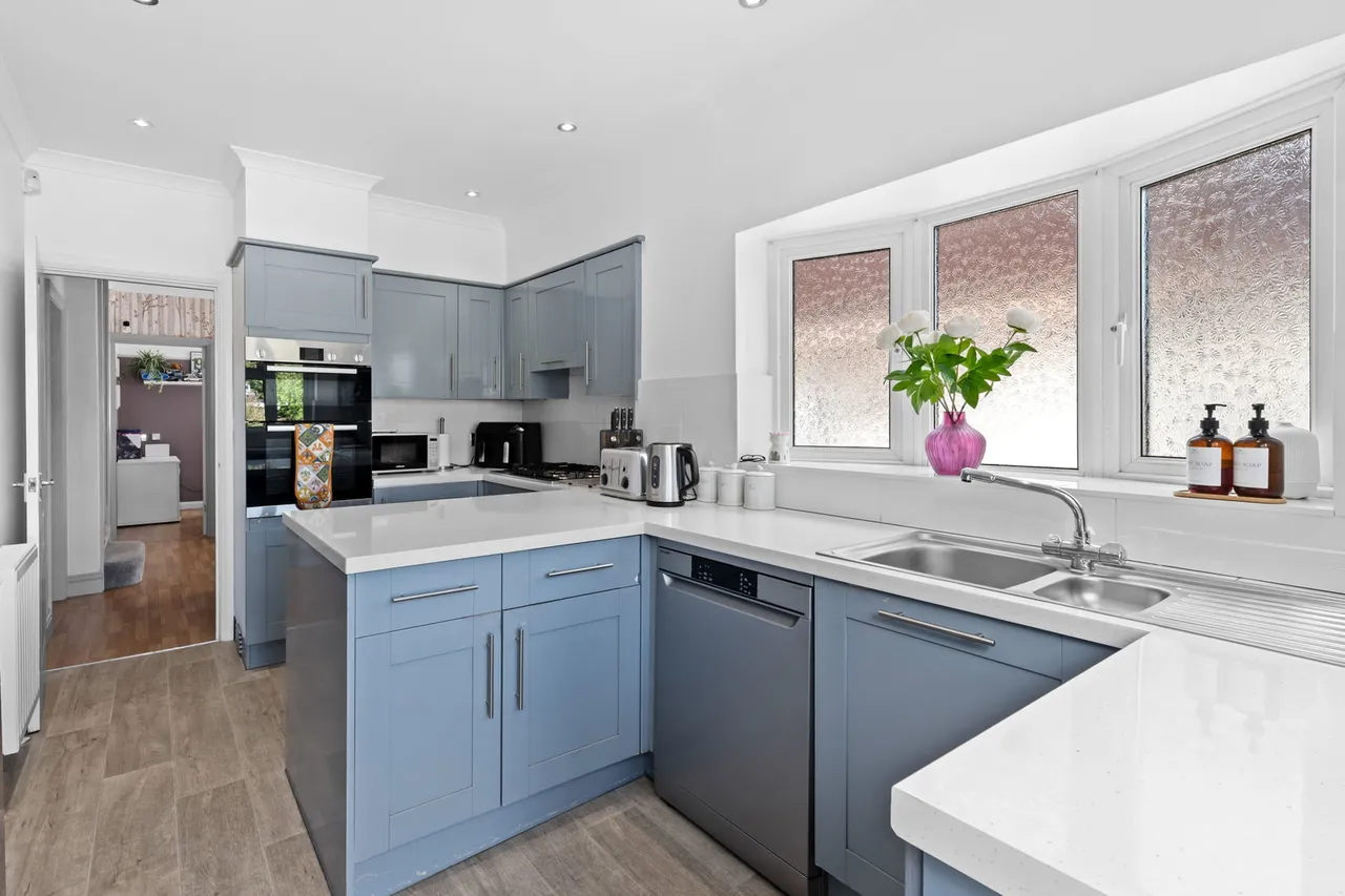 Chadacre Road, Epsom, KT17 2HJ, photo 8