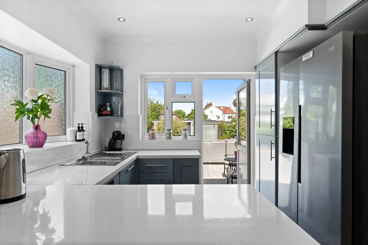 Chadacre Road, Epsom, KT17 2HJ, photo 7