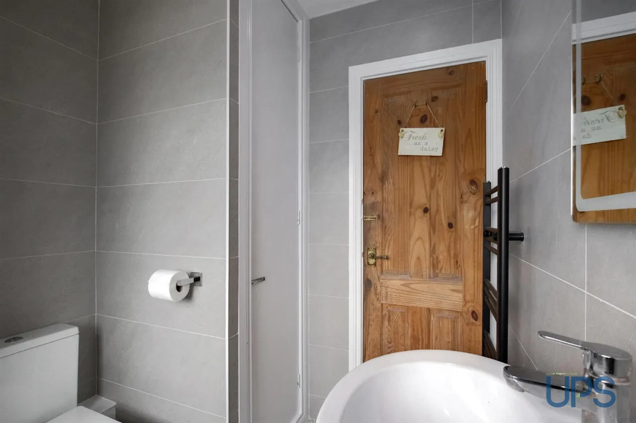 Upper Dunmurry Lane, BT17, photo 19