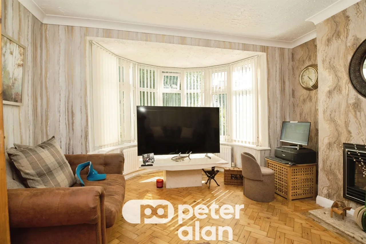 Oaks Close, Newport, NP20, photo 3