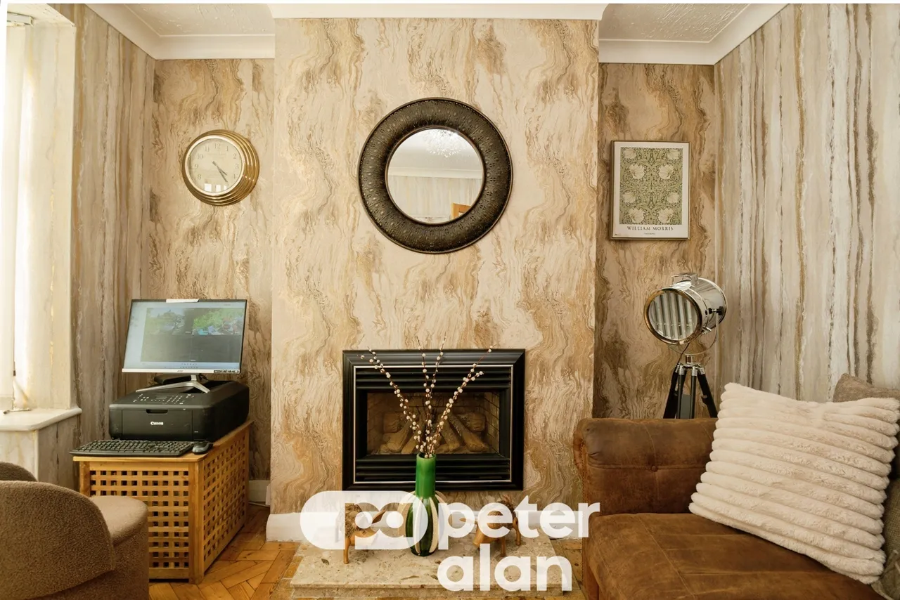Oaks Close, Newport, NP20, photo 9