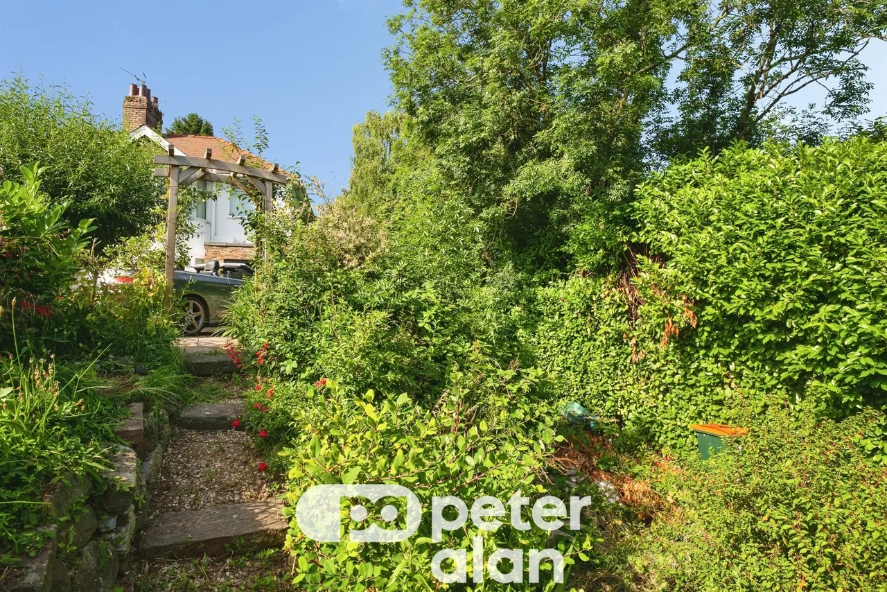 Oaks Close, Newport, NP20, photo 22