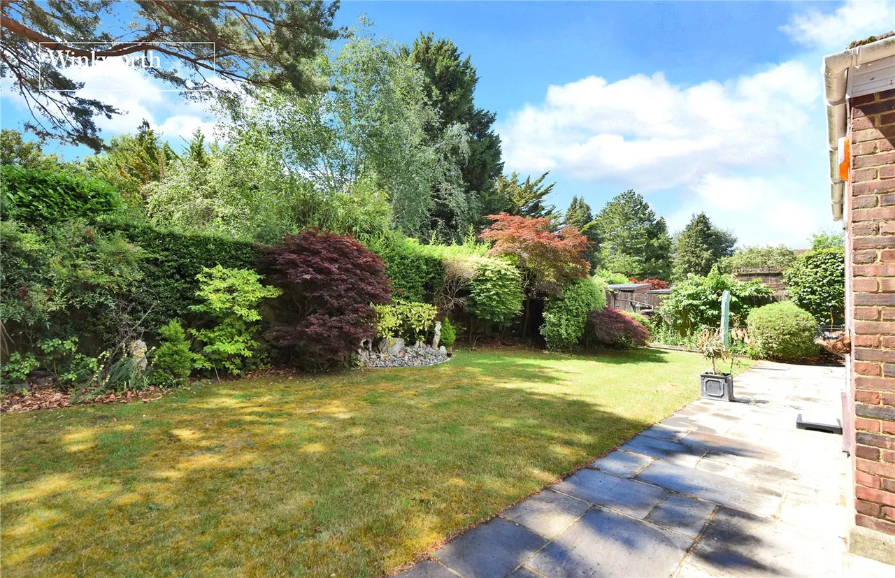 Northey Avenue, Cheam, SM2, photo 20