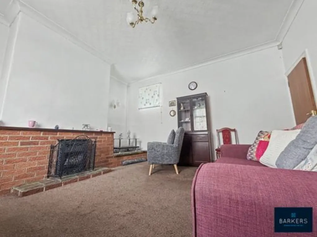 Cambridge Street, Heckmondwike WF16 0BH, photo 2