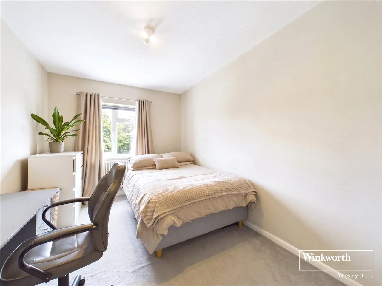 Rosewood House, 2 Manor Hall Drive, Hendon, NW4, photo 4