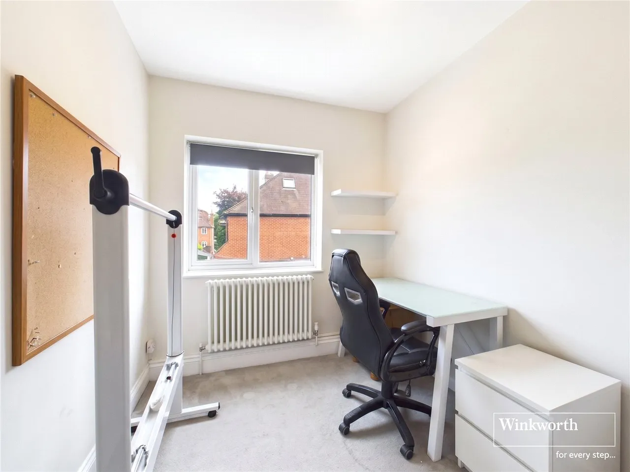 Rosewood House, 2 Manor Hall Drive, Hendon, NW4, photo 3