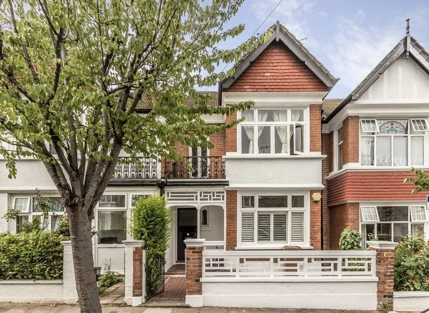 4 bed house to rent — The Crescent, Wimbledon, SW19