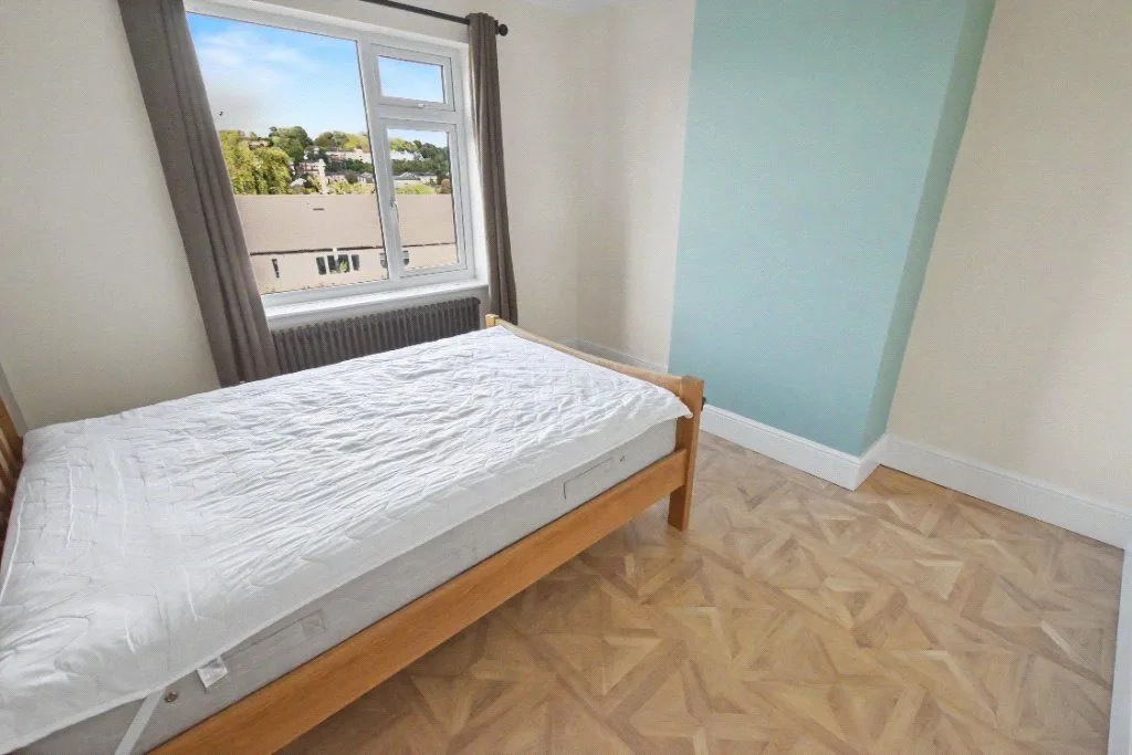 Pinder View, Leeds, LS12, photo 6
